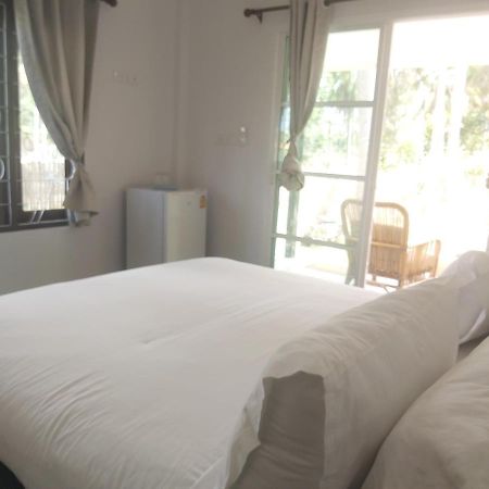 Nice Home Stay At Samroiyod Baanphakrimlay Экстерьер фото